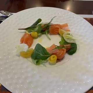 前菜のサラダ