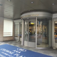 建物入り口