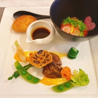 フェアでいただいた食事です。絶品でした。