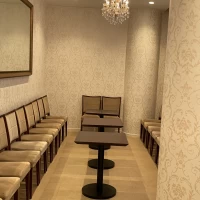 親族控室は両家がカーテンで仕切れるようになっていてよかった