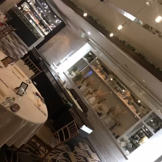 落ち着いた感じのレトロな会場です。