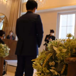 天井が高くシャンデリアが素敵でした。