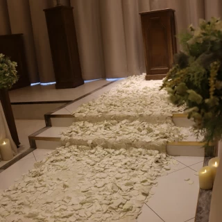 カーテンが閉じているときは逆にロマンチックな雰囲気がありまし