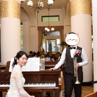 新郎新婦で演奏