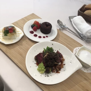 試食