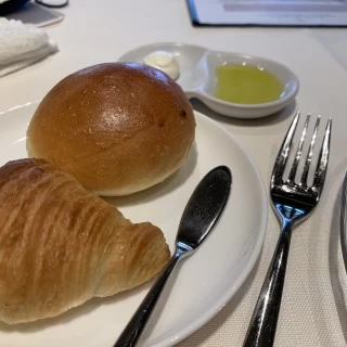 やわらかいパン
トリュフバター