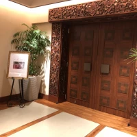 バリ風の披露宴会場入口