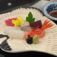 季節の海の幸　盛り合わせ
