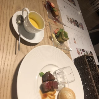 試食