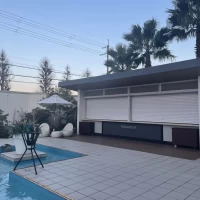 ガーデンにあるバーができる建物