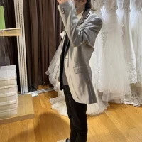 衣装合わせ