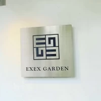 お洒落な看板