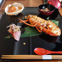 神戸牛のお寿司やオマール海老など
