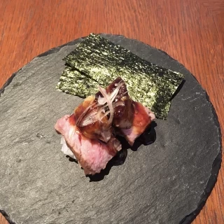 フォアグラ寿司です。