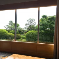日本庭園が見える会場です。