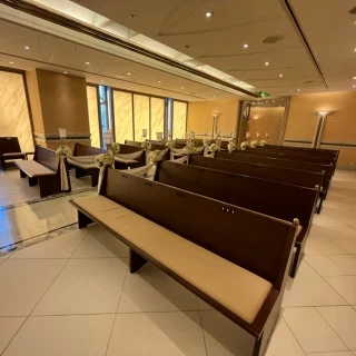 チャペル前方からの視点