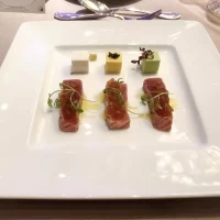 マグロと野菜のムース