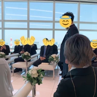新郎が入ってくところ