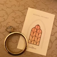 しおりと持ち込みの指輪です。