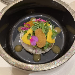 素材にこだわった試食の一品