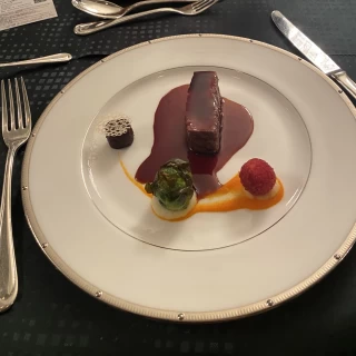 牛フィレ肉のグリエ