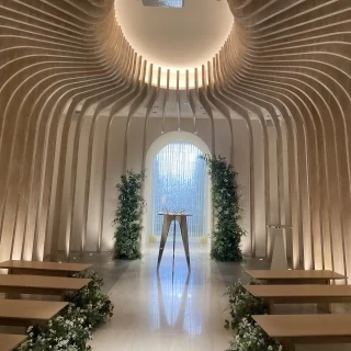 後ろからのチャペル