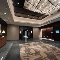 披露宴会場前のロビーも広いです