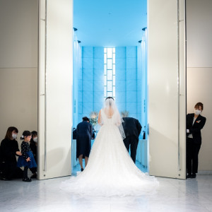 鹿児島の式場でも1番天井高いみたいです。|615387さんのW the style of wedding（ダブリューザスタイルオブウエディング）の写真(1481430)