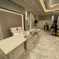 メインテーブル。