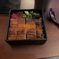ご飯ものは満足感たっぷりの鰻重でした