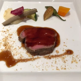 メイン