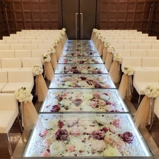 お花のバージンロード