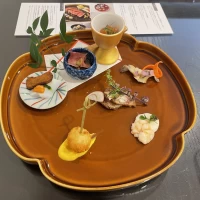 八寸。あわびやえびなど入ってました