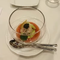 ズワイガニとキャビアのタルタル