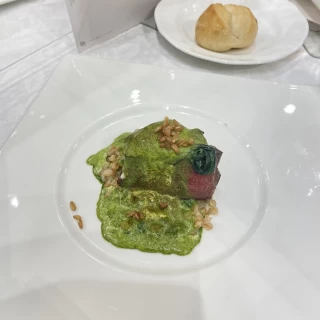 メイン