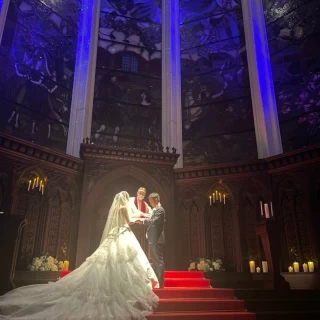 光の演出が綺麗で、昼の式でも夜のような演出が素晴らしかったで