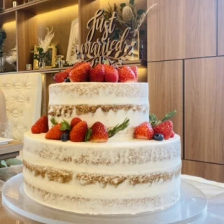ウェディングケーキ