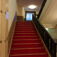 赤絨毯の階段