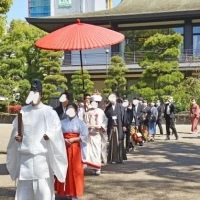 花嫁行列1 出発時