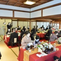 花嫁花婿入場