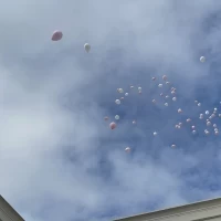 飛んでいく風船