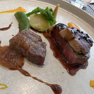 お肉料理です。