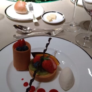 ウェディングケーキ、スイーツ