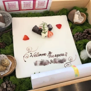 デザート試食です。