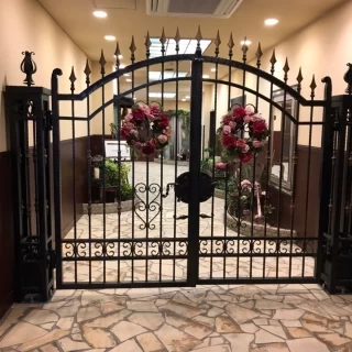 会場に通じるゲート