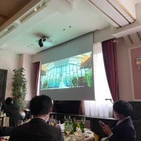 ムービーを流しているところ