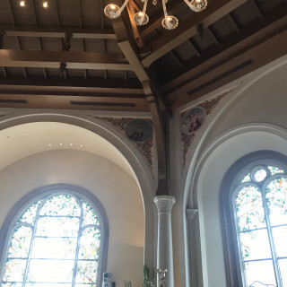 チャペルの窓と天井！