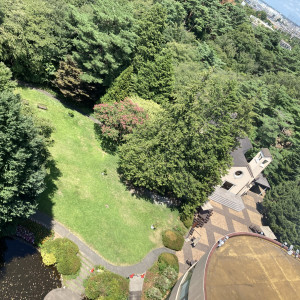 チャペル横には広大な自然溢れるお庭がありました|618100さんのフォレスト・イン 昭和館(オークラホテルズ&リゾーツ)の写真(2087205)