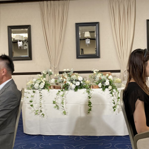 高砂のテーブルは小さめでお花はいっぱい|618100さんのフォレスト・イン 昭和館(オークラホテルズ&リゾーツ)の写真(2087182)