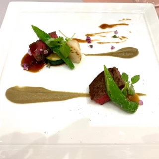 お肉料理赤ワインベースのソース
